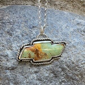 Kingman Turquoise Chevy Necklace